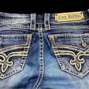 Rock Revival Low Rise Bling Jeans 27x27.5 Distressed Stretch EUC